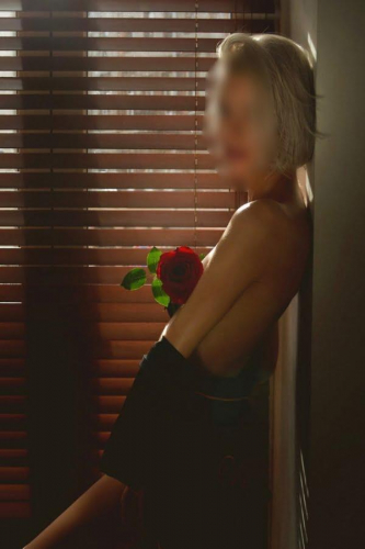 Проститутка Питера Оксана Блондинка c 2 размером груди у метро Беговая Санкт-Петербург Фото-3